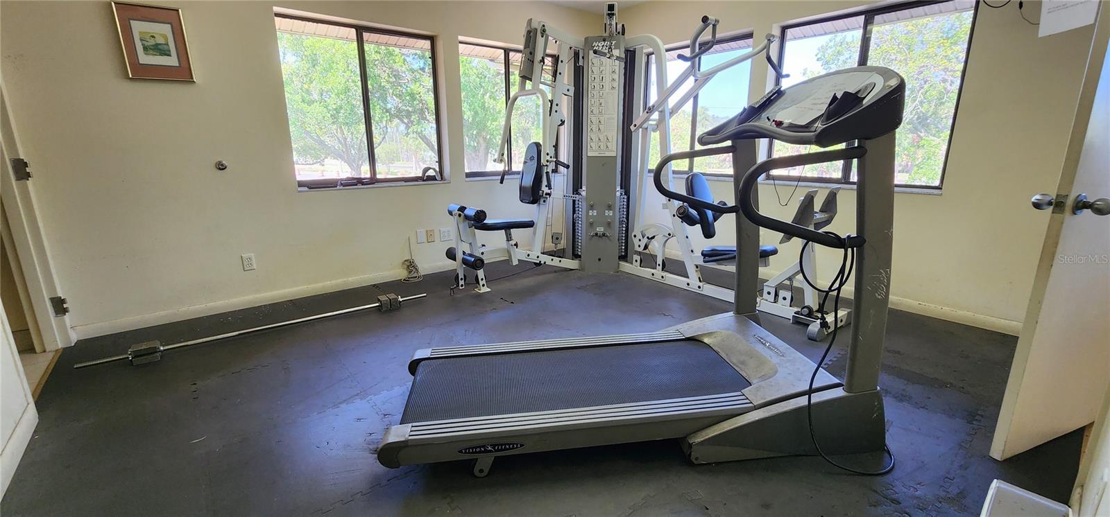 WANDER RESIDENCES OF TIERRA VERDE - Residential Lease