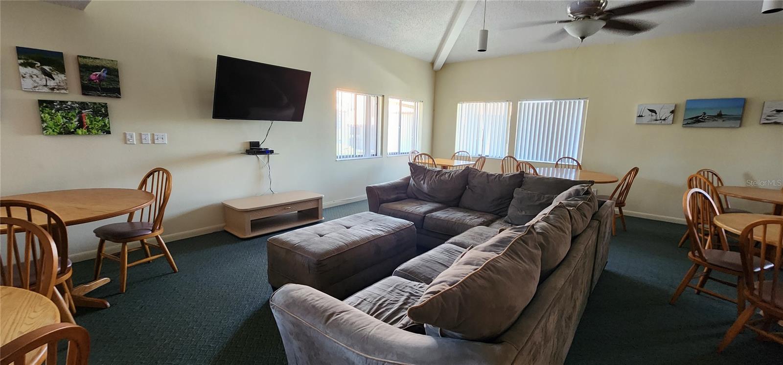 WANDER RESIDENCES OF TIERRA VERDE - Residential Lease