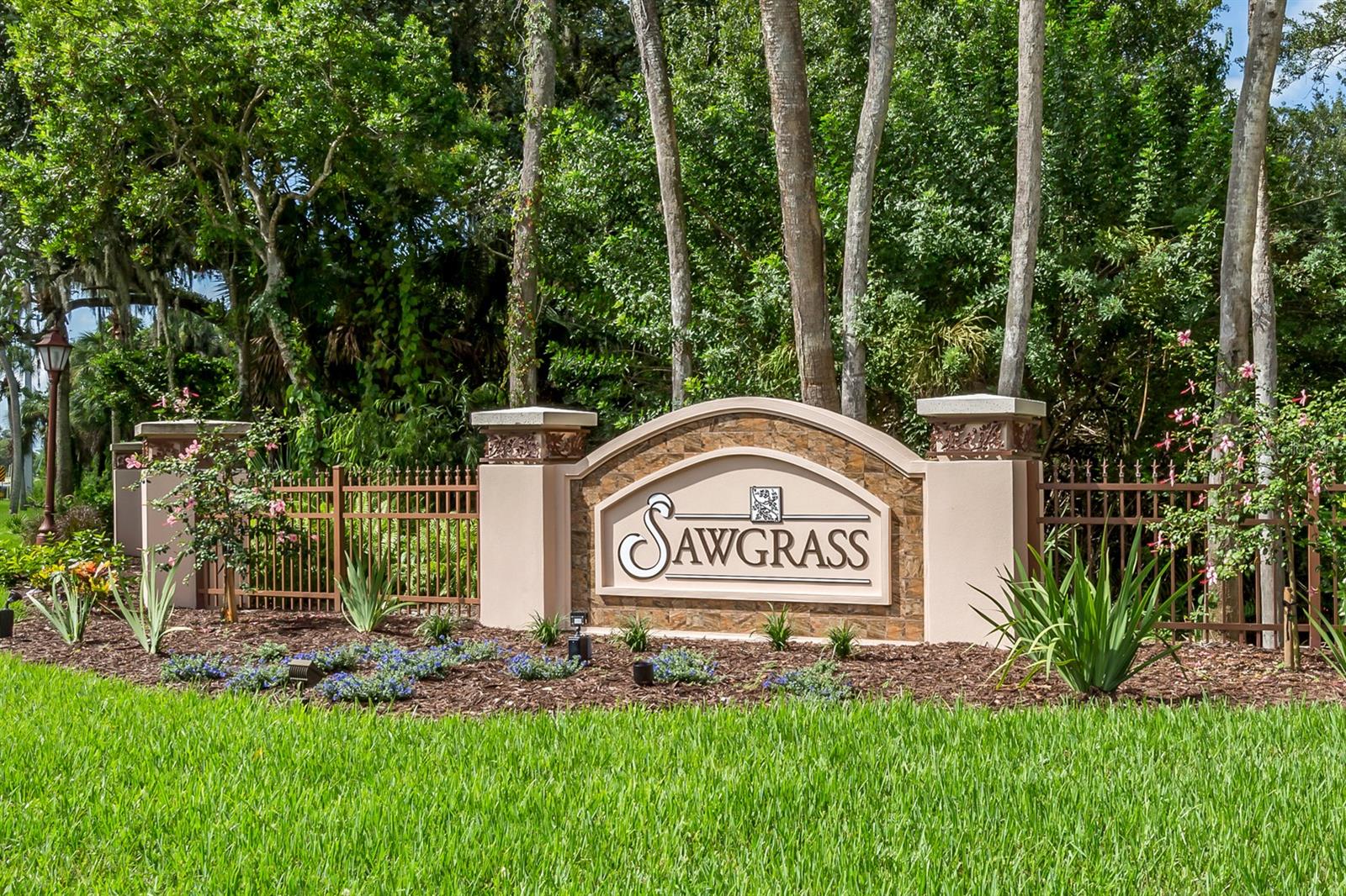 SAWGRASS - Residential