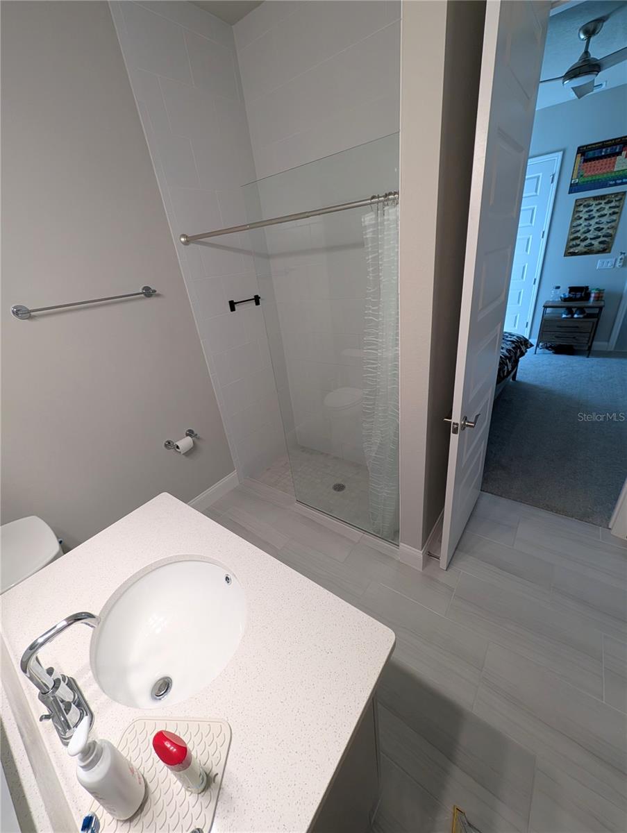 RESERVE/VICTORIA-PH 1 - Residential