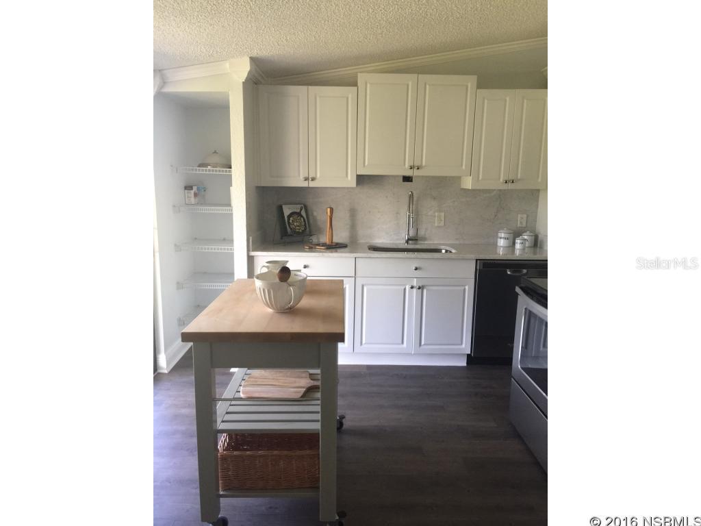 Riverwalk Condo - Residential