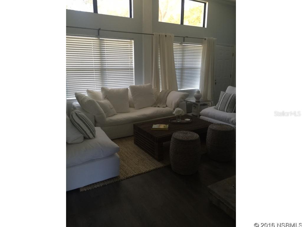 Riverwalk Condo - Residential