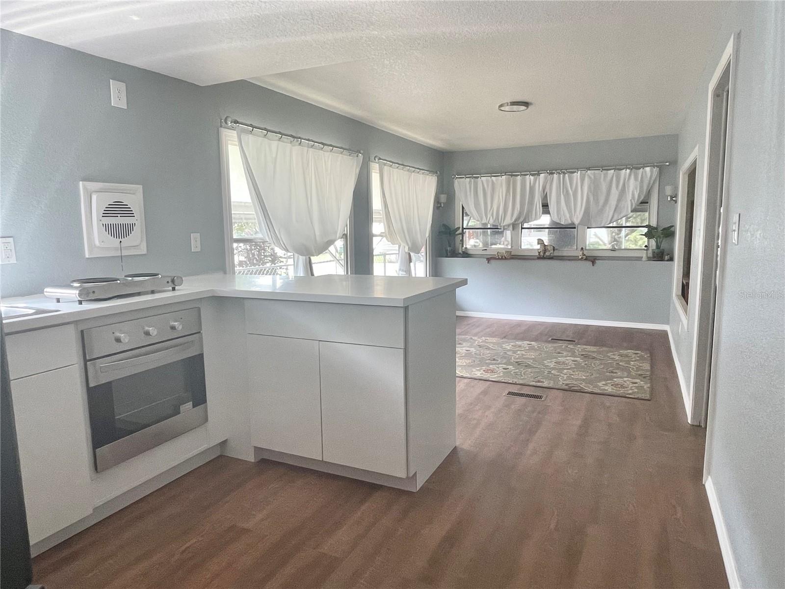 FLORIDA TRAILER ESTATES - Residential