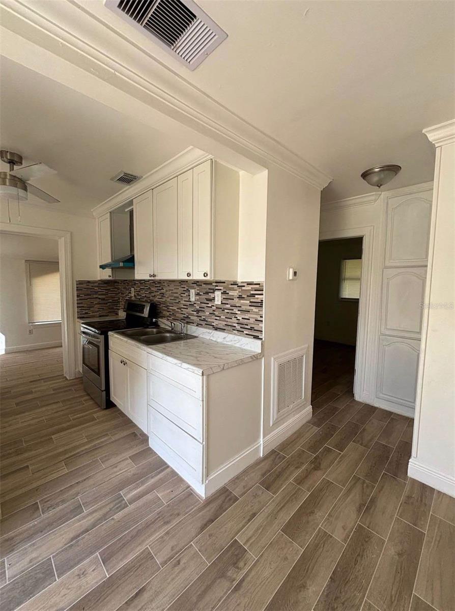 SOUTHRIDGE - Residential Lease