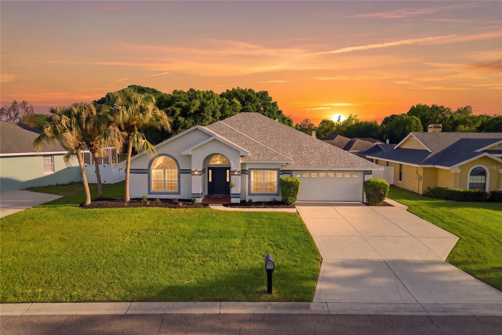 OVERLOOK ESTATES - Residential