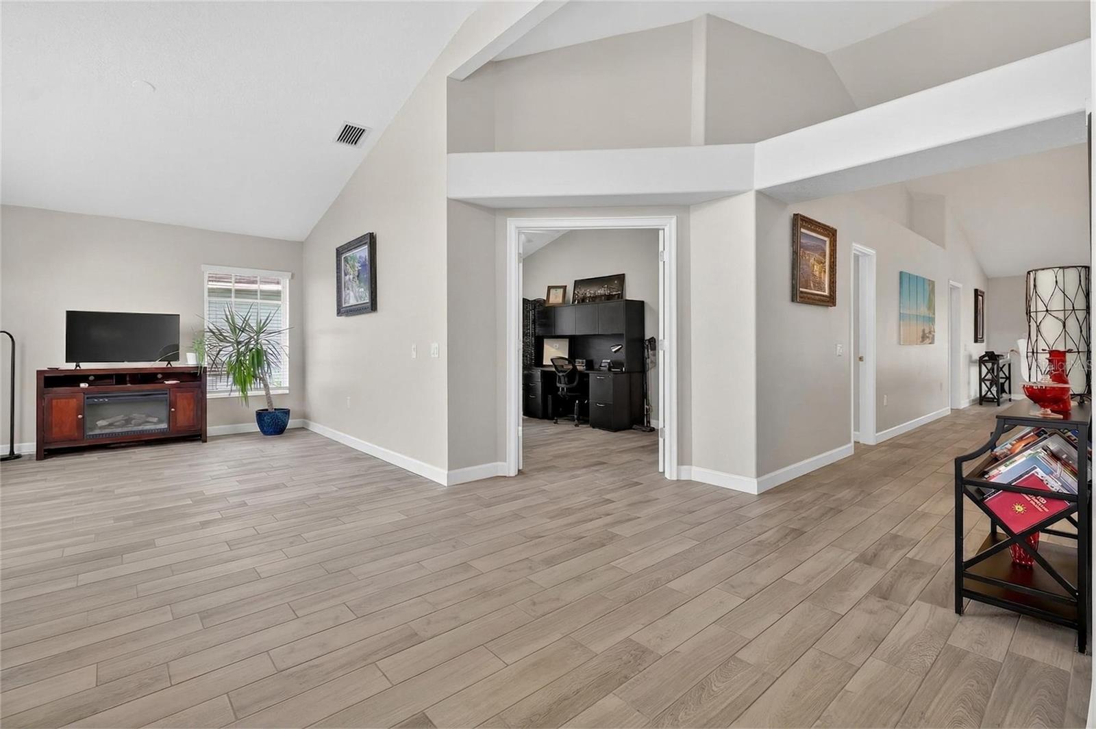 OVERLOOK ESTATES - Residential