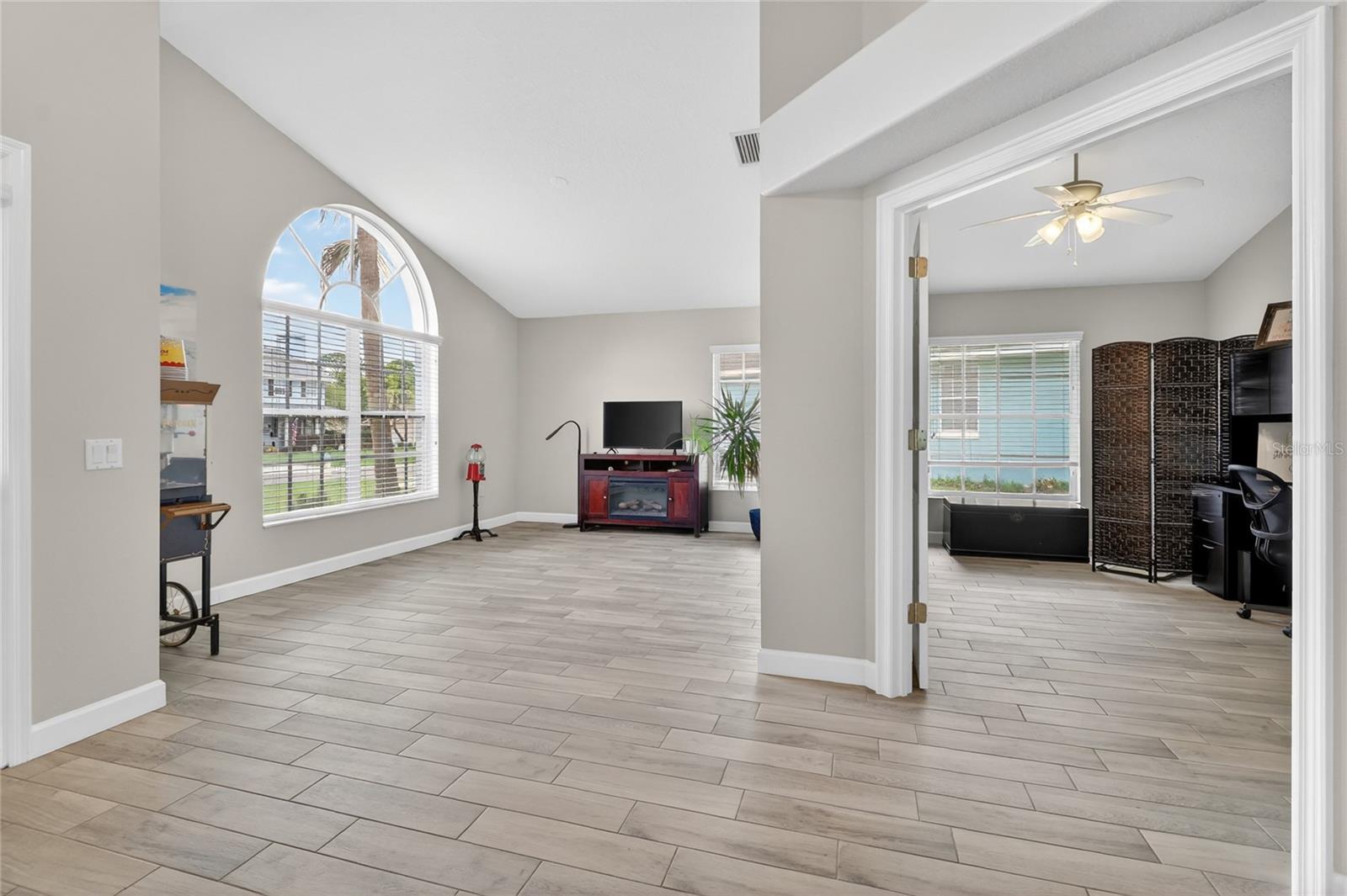 OVERLOOK ESTATES - Residential