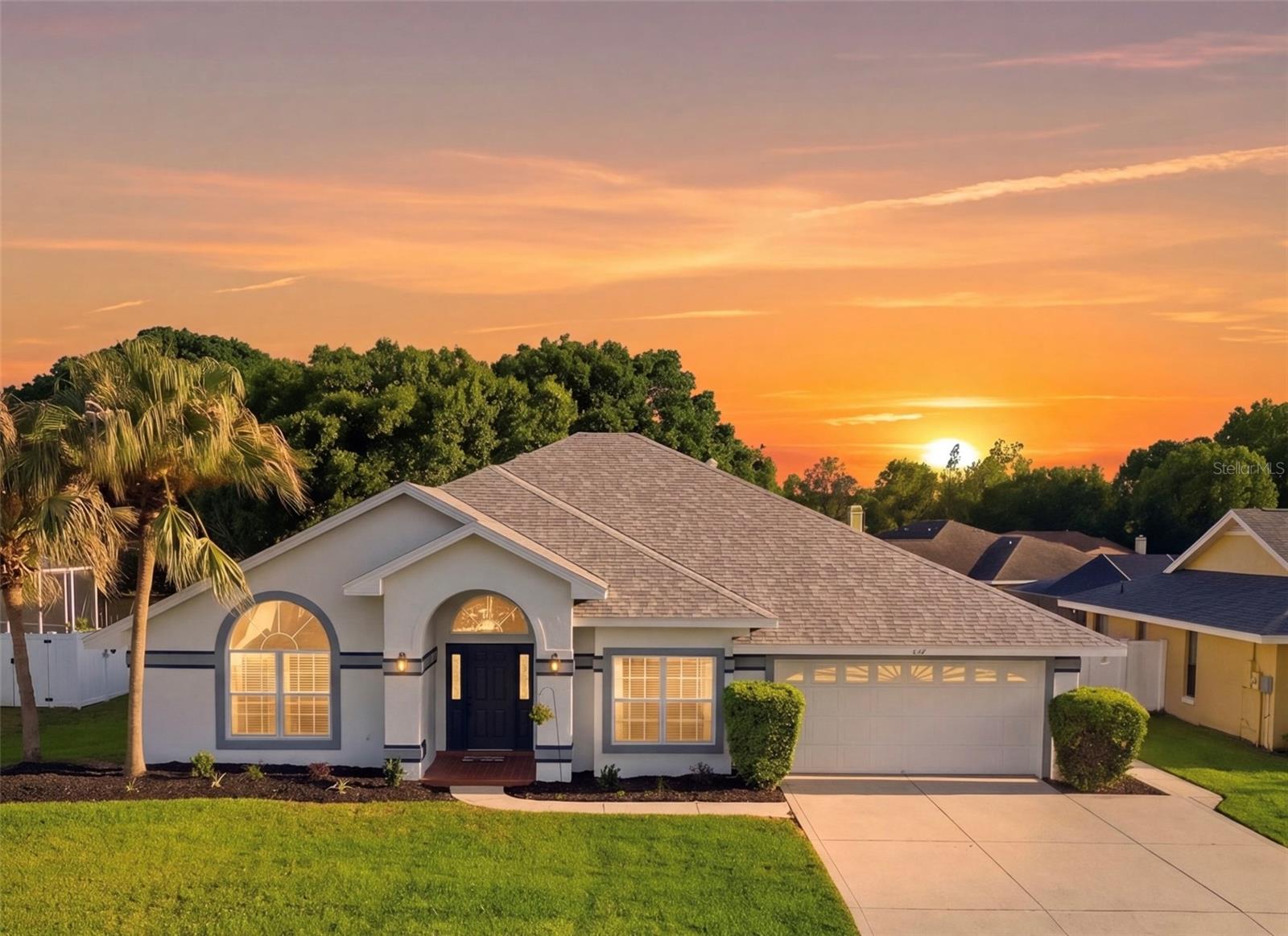 OVERLOOK ESTATES - Residential