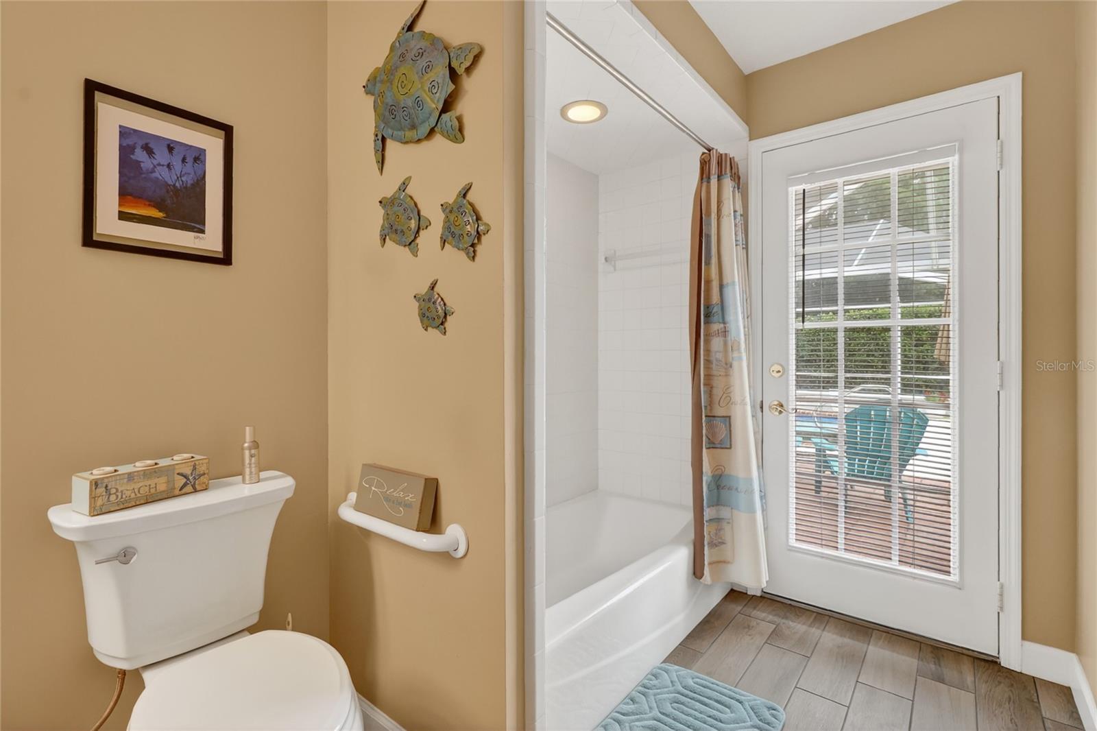 OVERLOOK ESTATES - Residential