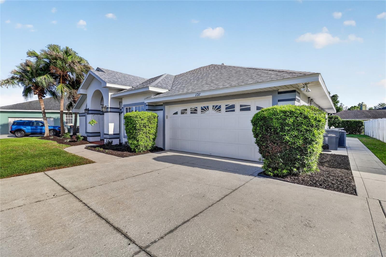 OVERLOOK ESTATES - Residential