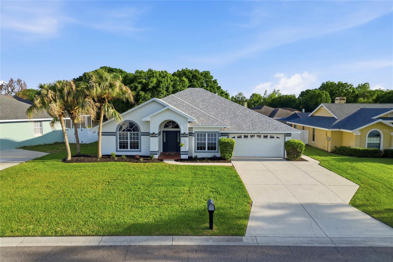 OVERLOOK ESTATES - Residential