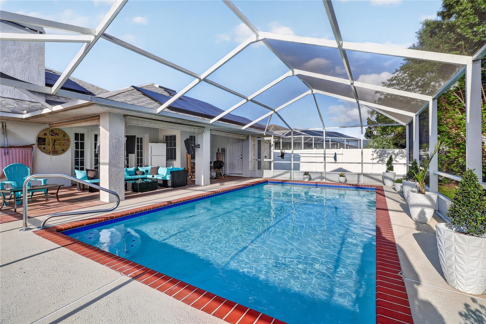 OVERLOOK ESTATES - Residential