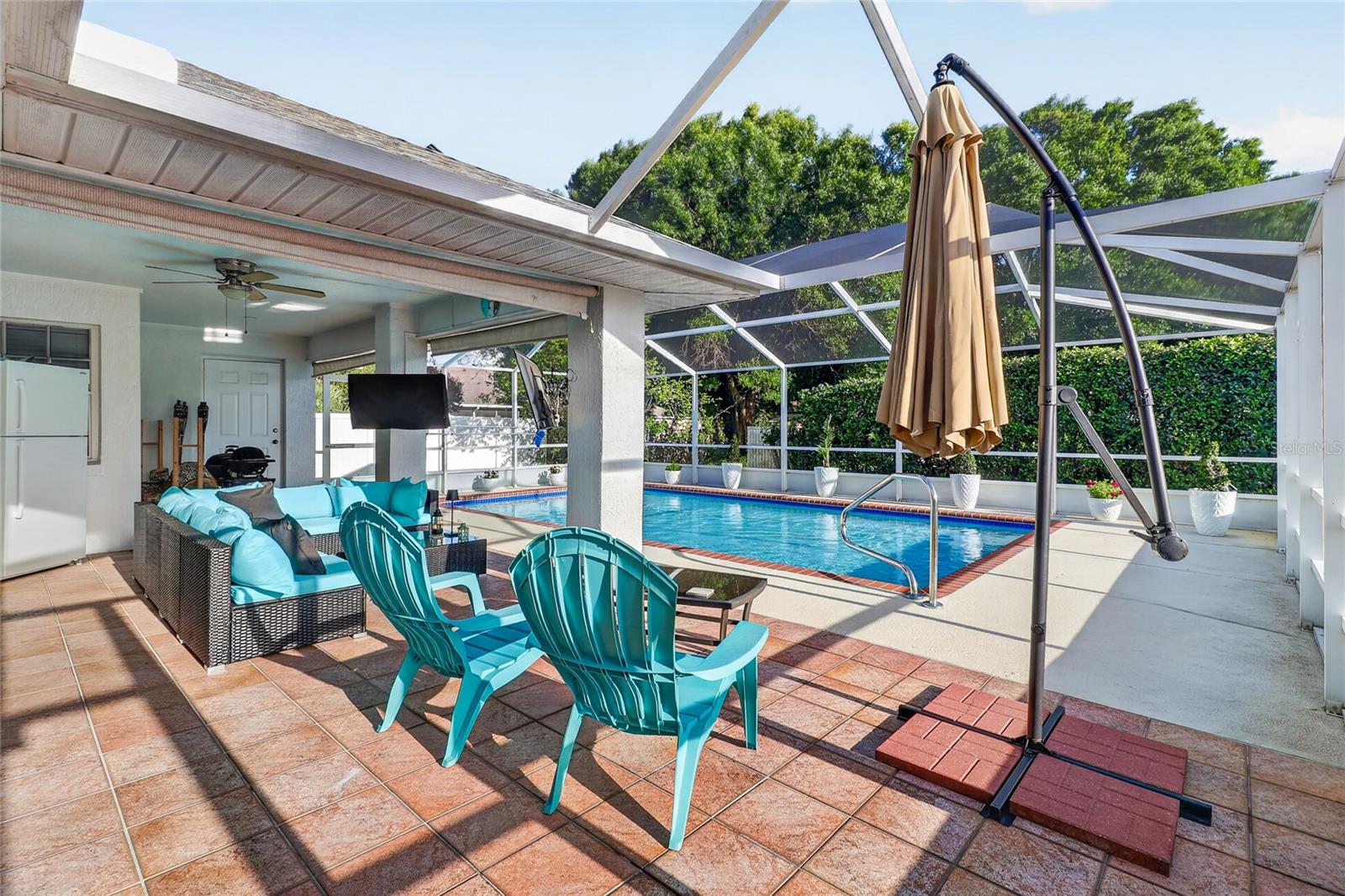 OVERLOOK ESTATES - Residential