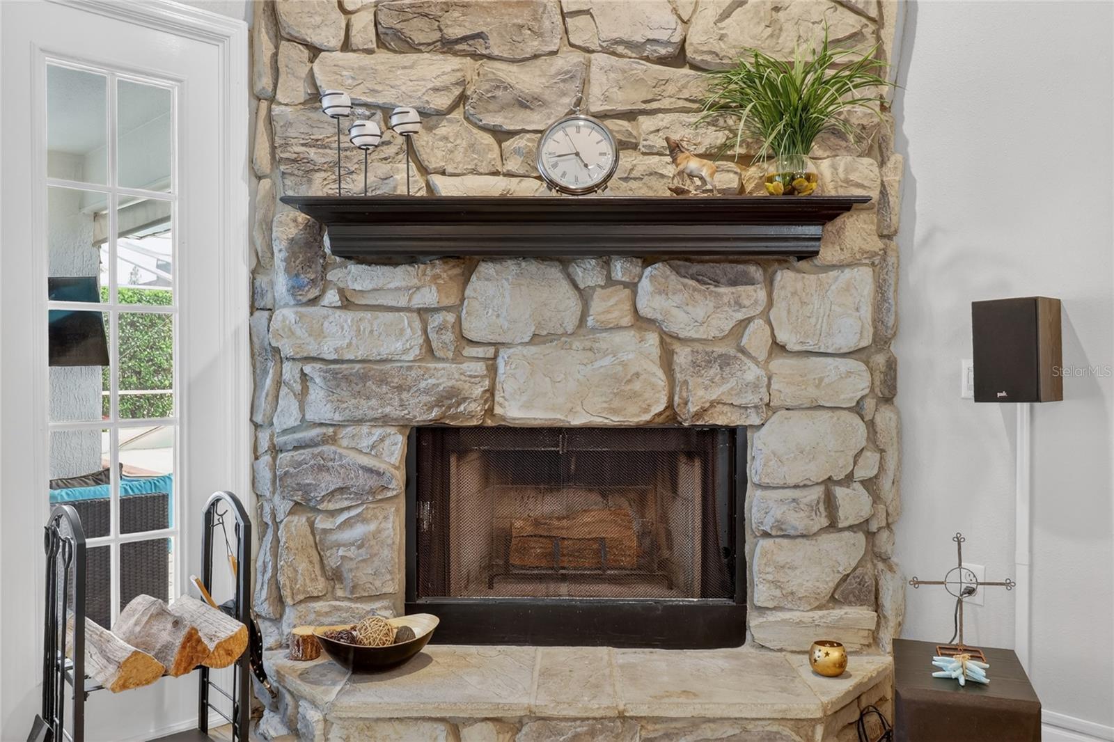 OVERLOOK ESTATES - Residential