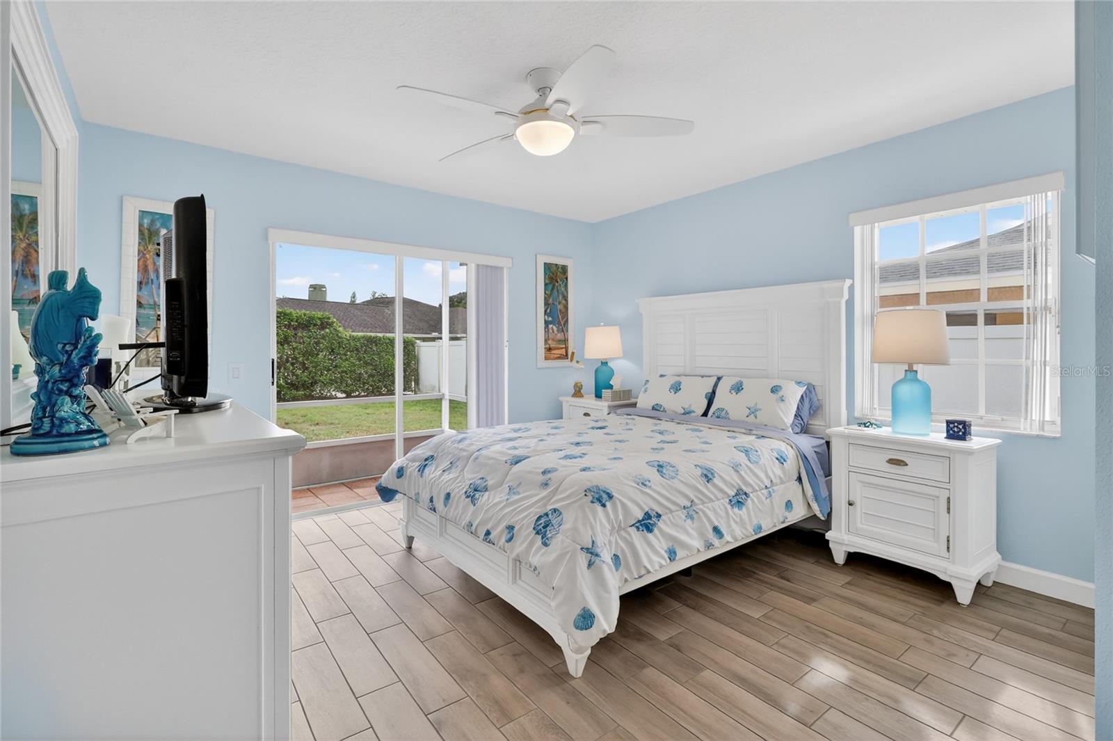 OVERLOOK ESTATES - Residential