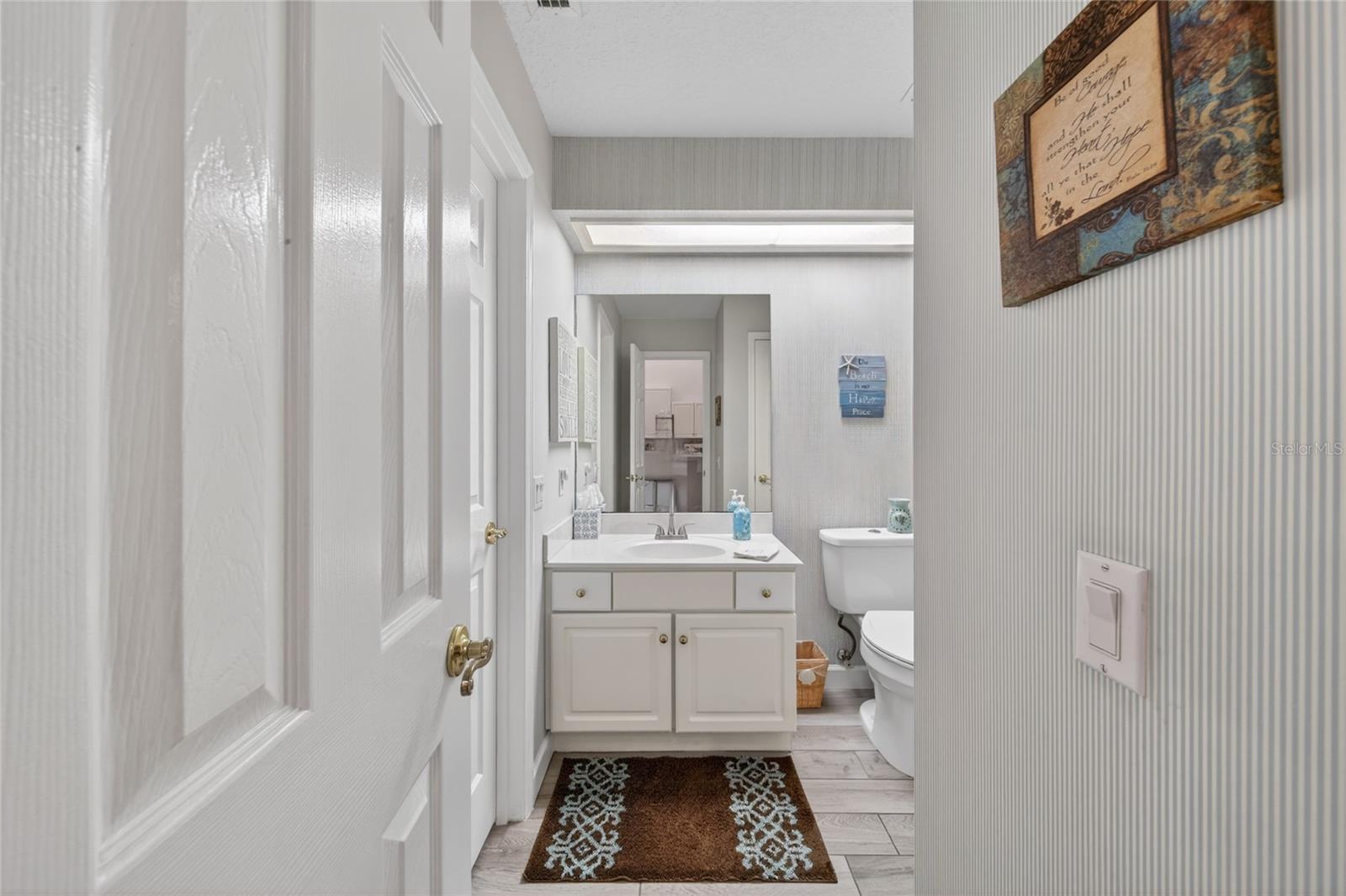 OVERLOOK ESTATES - Residential