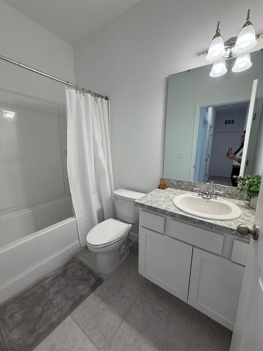 MABEL PLACE - Residential Lease