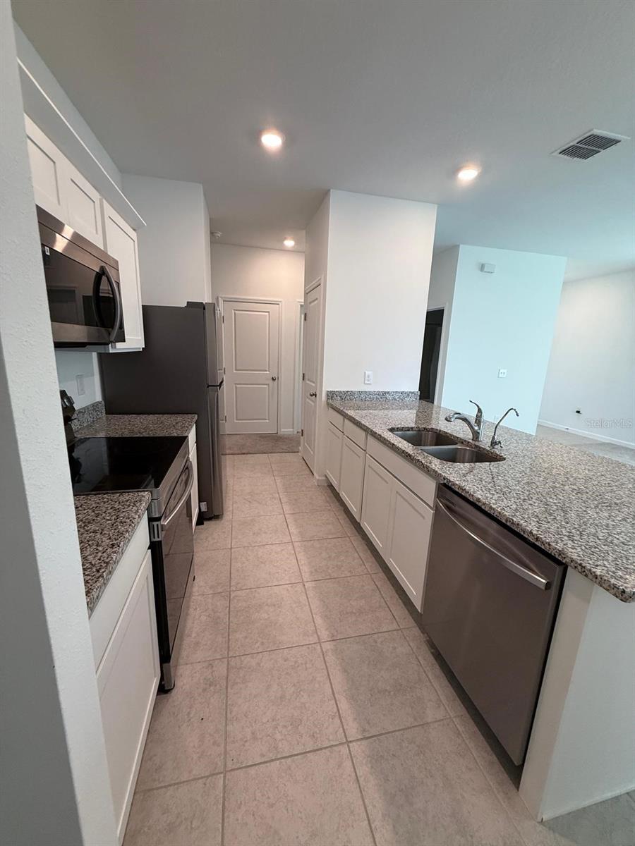 MABEL PLACE - Residential Lease