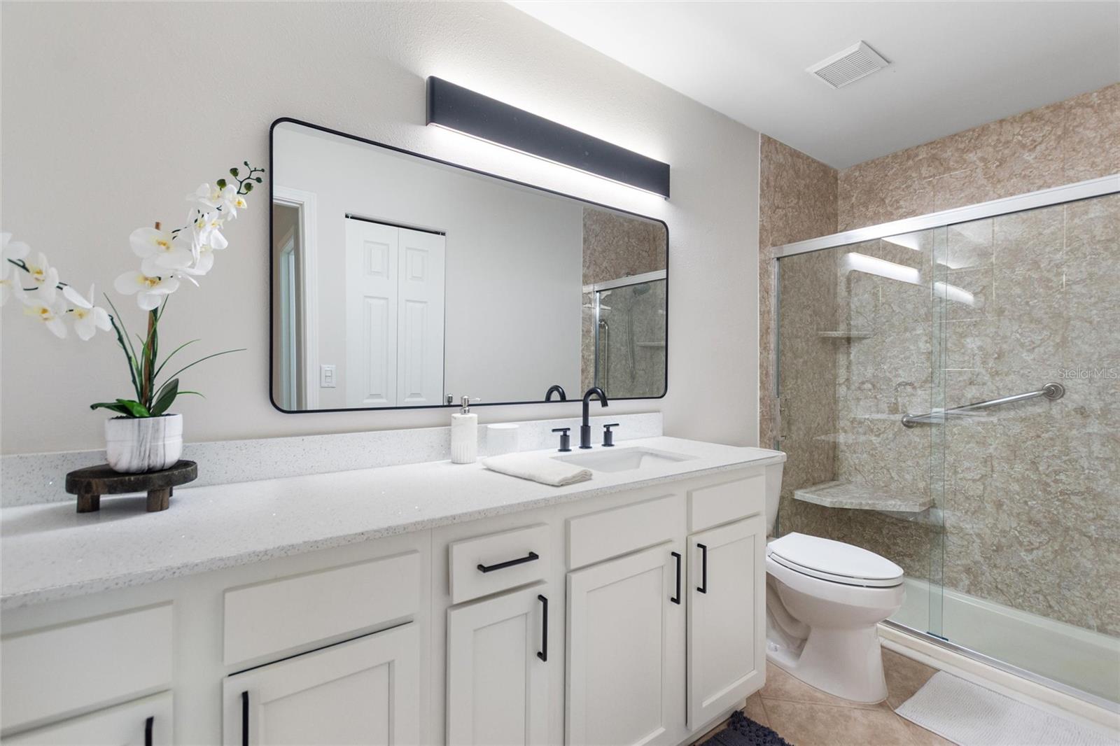 CURRY CREEK CONDO VILLA - Residential