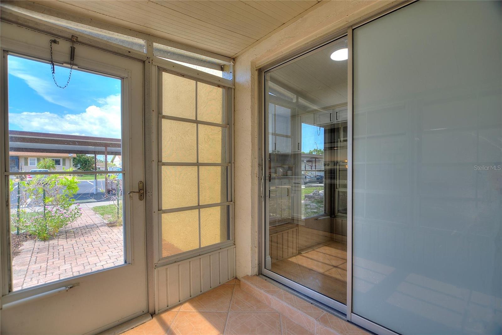 CURRY CREEK CONDO VILLA - Residential