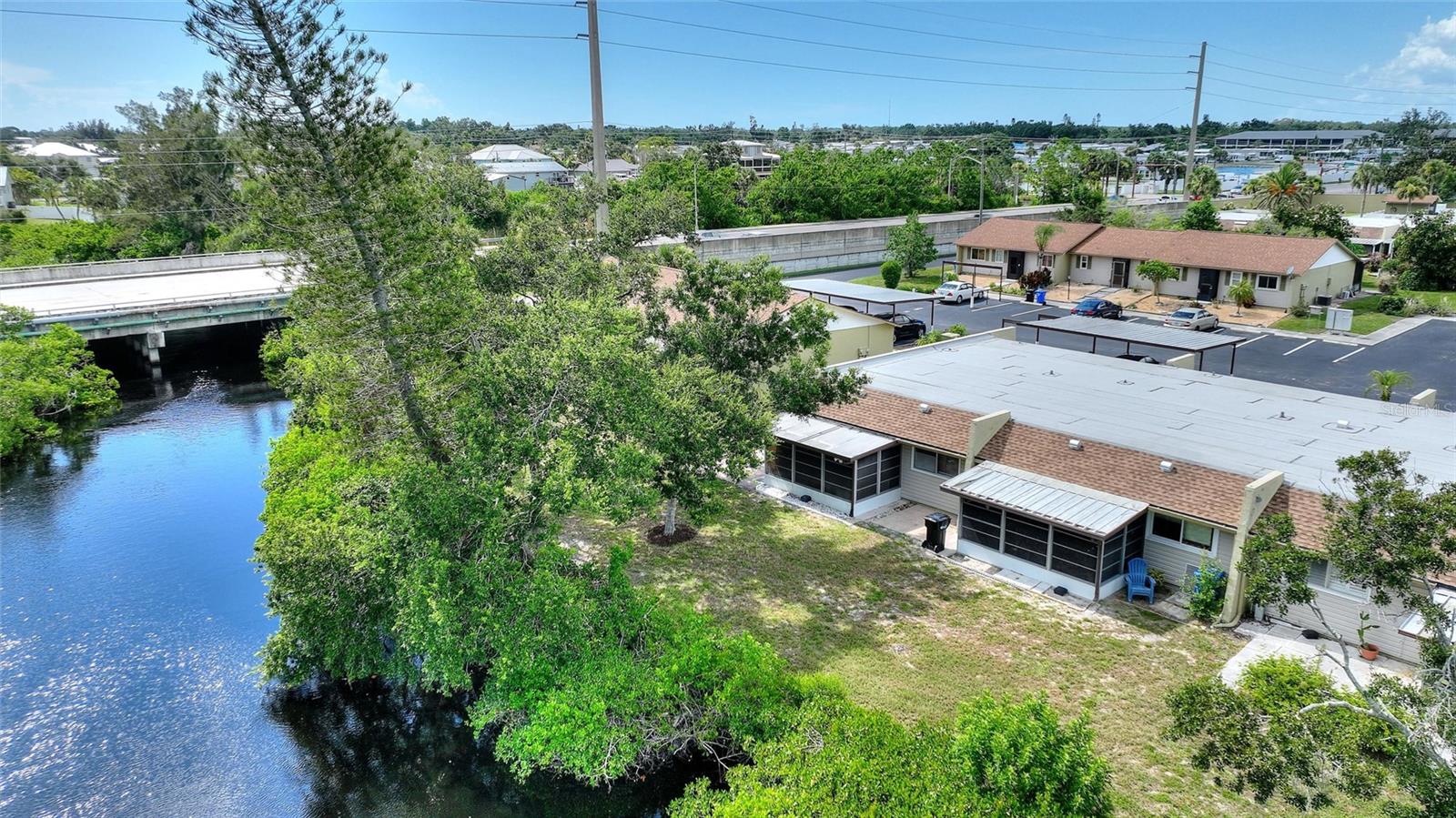 CURRY CREEK CONDO VILLA - Residential