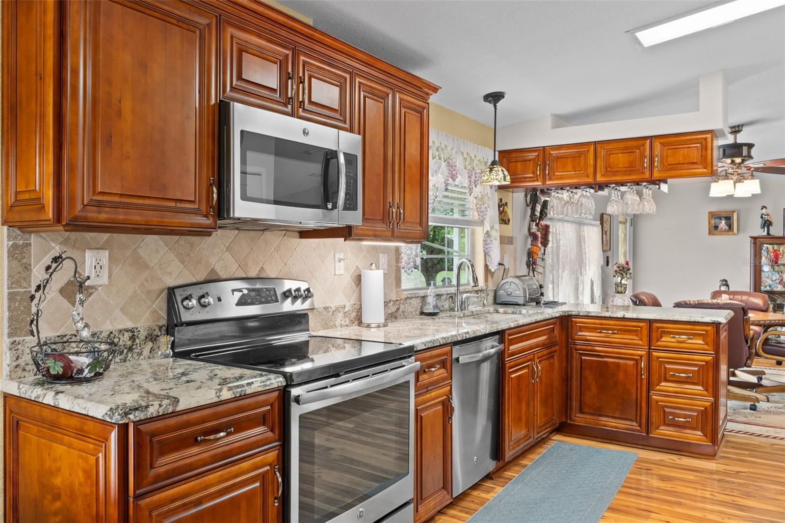 BROOKRIDGE COMM - Residential