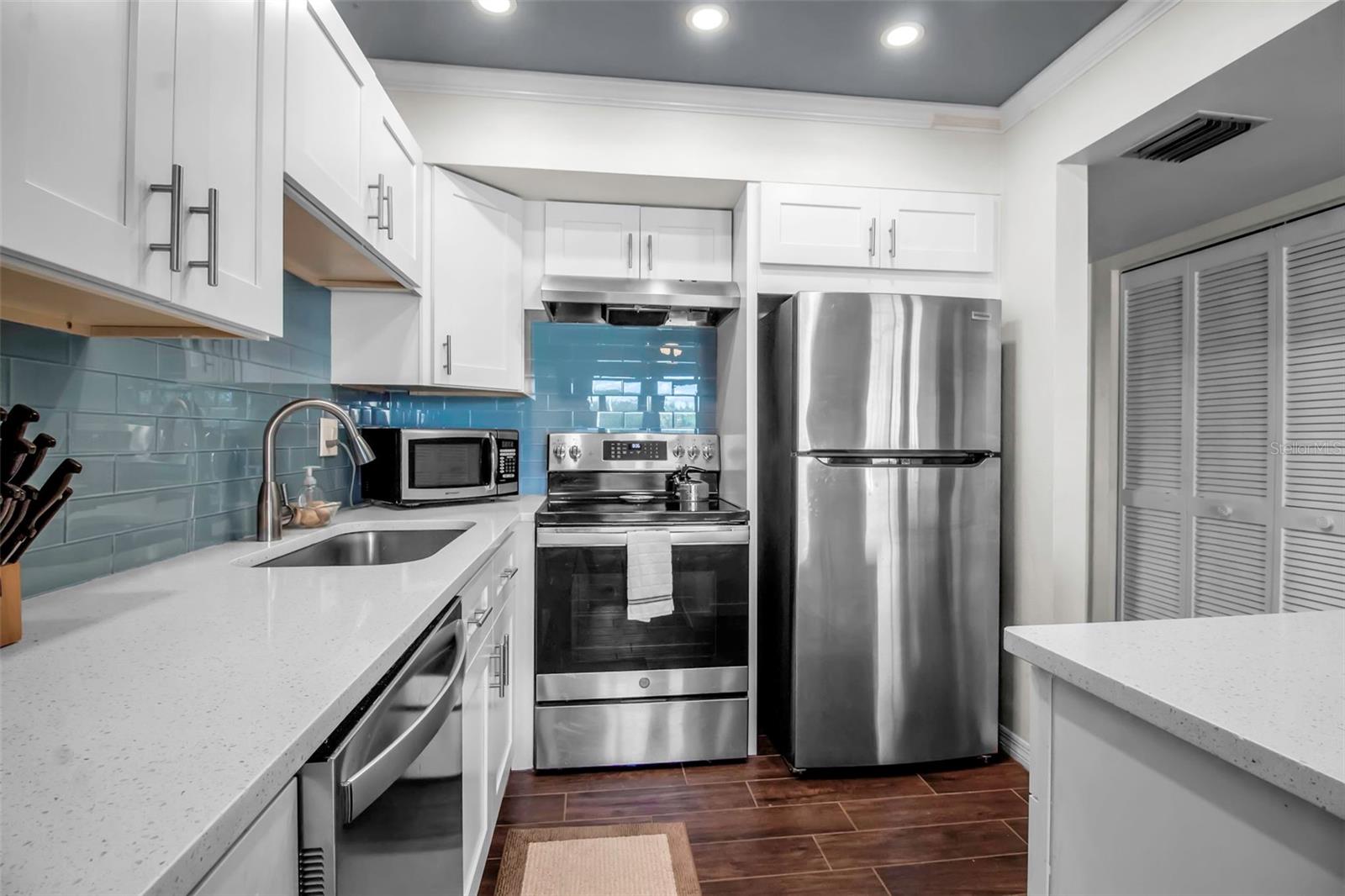 IMPERIAL PLACE - Residential