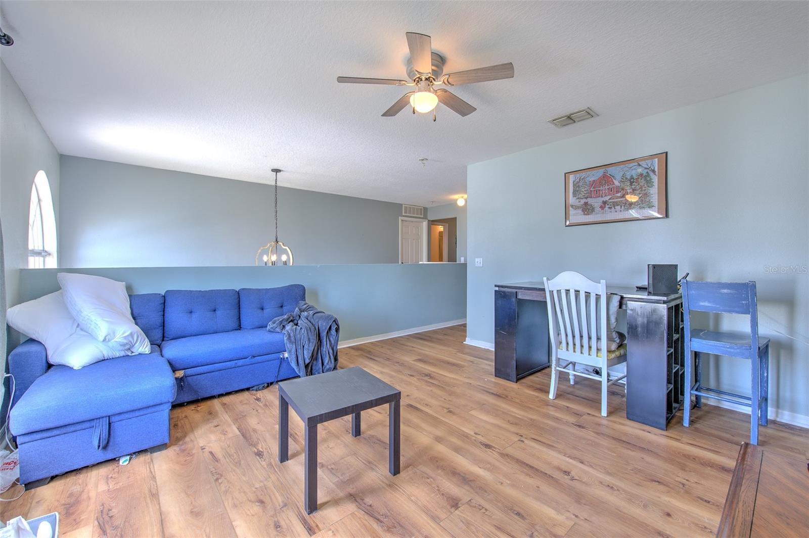 LAKE MEADOWS - Residential