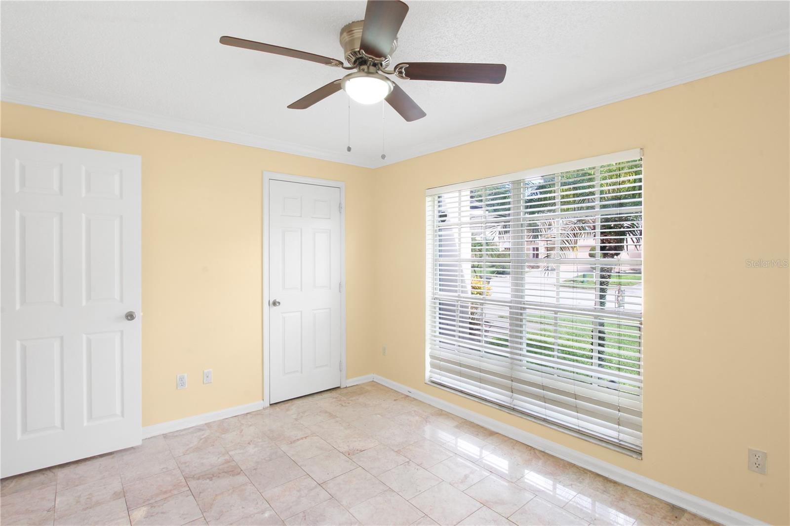 ALTAMONTE LANDING - Residential Lease