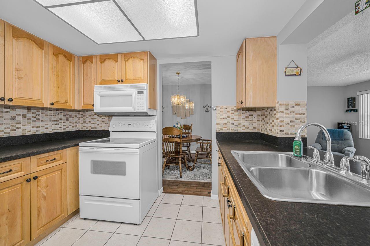 MAINLANDS OF TAMARAC BY THE GULF TWO CONDO - Residential