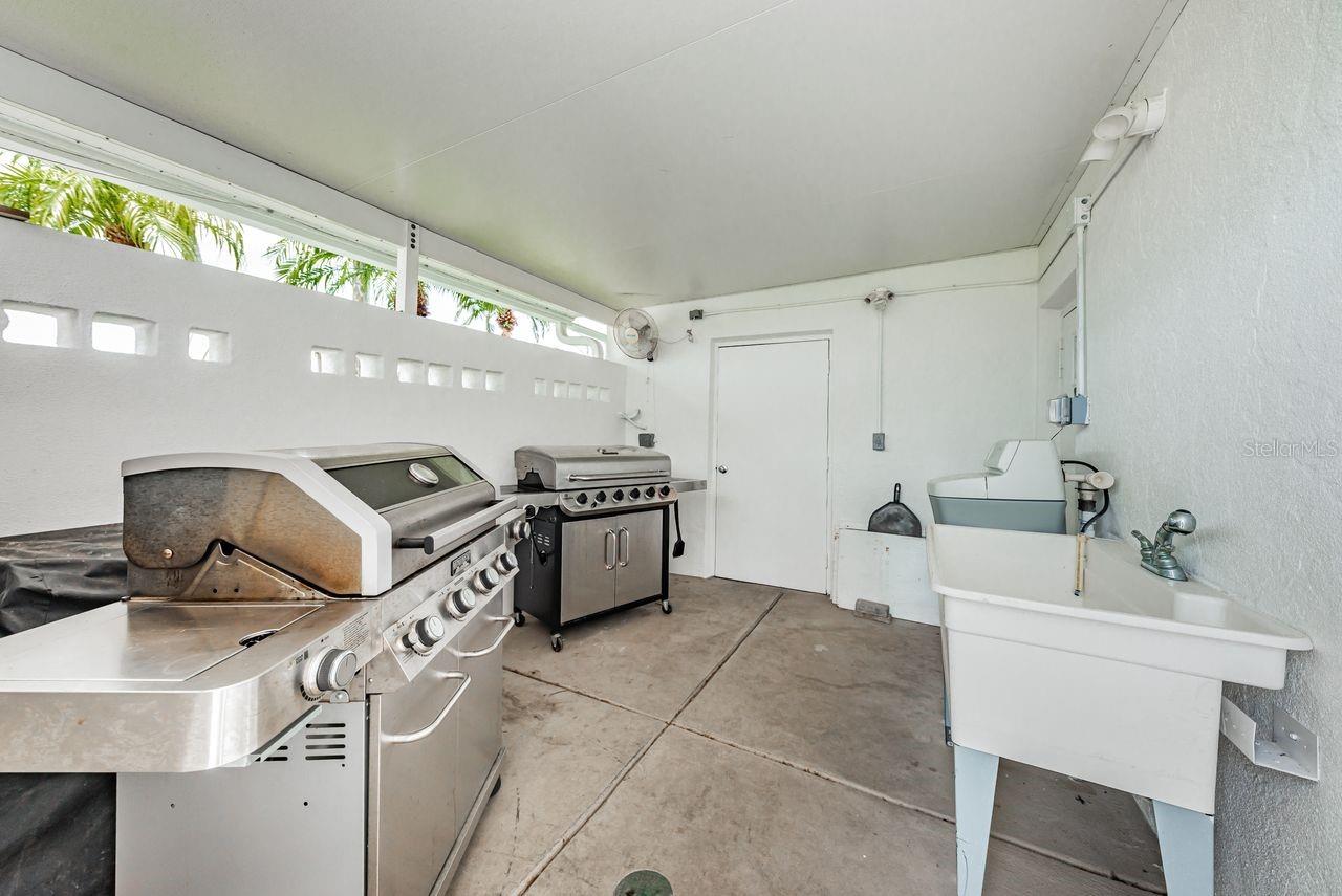 MAINLANDS OF TAMARAC BY THE GULF TWO CONDO - Residential