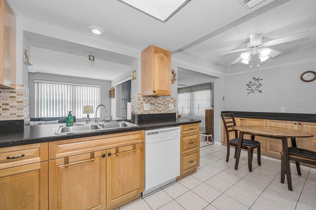 MAINLANDS OF TAMARAC BY THE GULF TWO CONDO - Residential