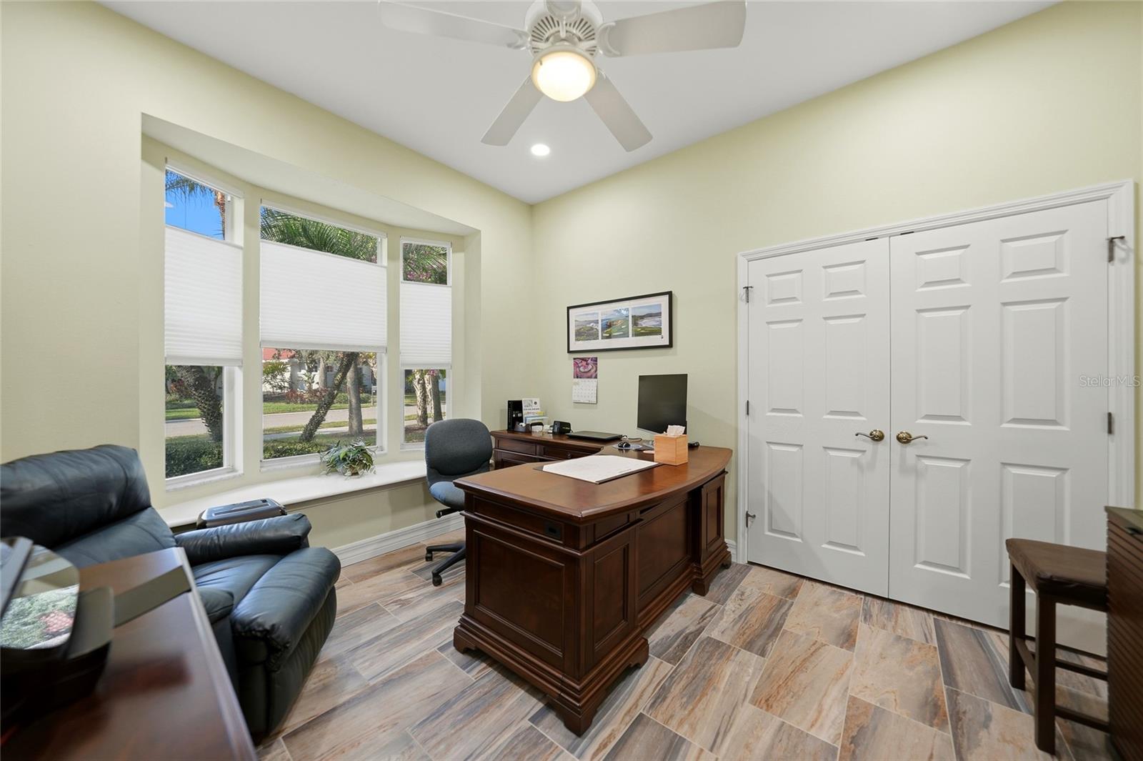 HAMMOCKS - Residential