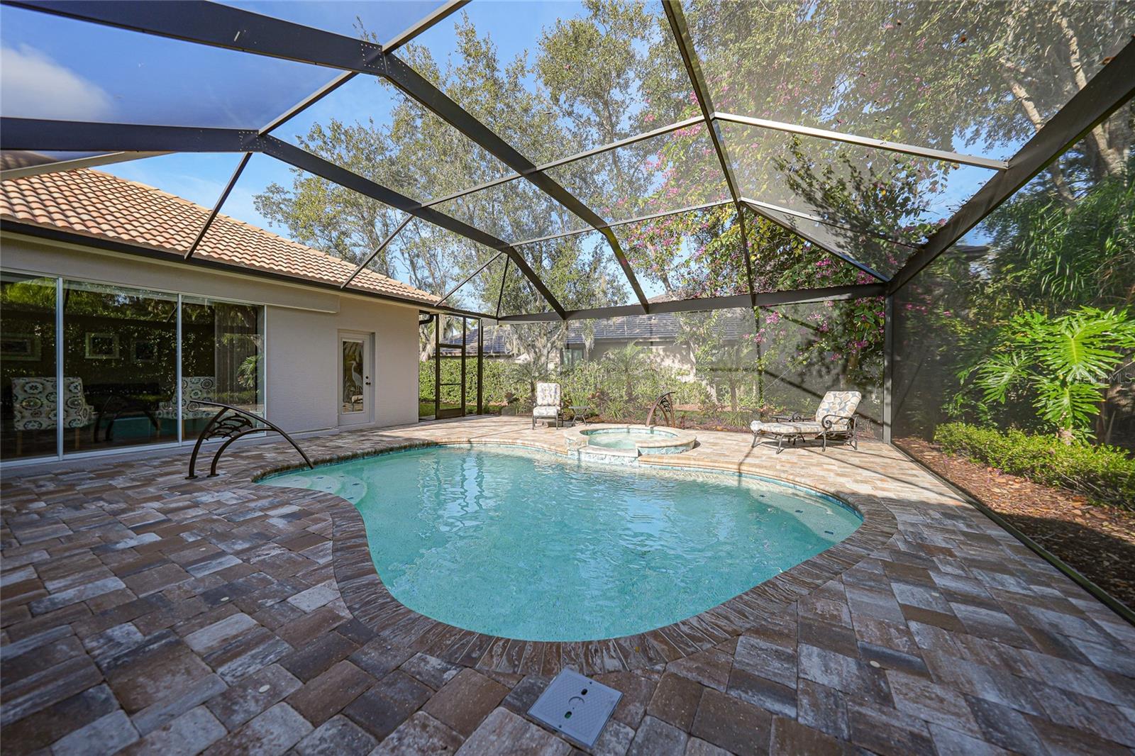 HAMMOCKS - Residential