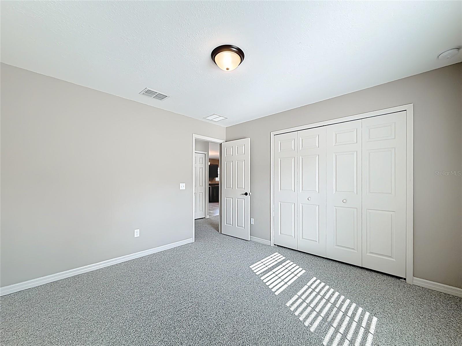 MARION OAKS UN 6 - Residential