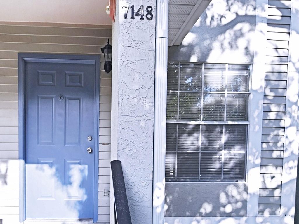 Photo of 7148 E Bank Drive #7148, Tampa, FL 33617 (MLS # TB8401803)
