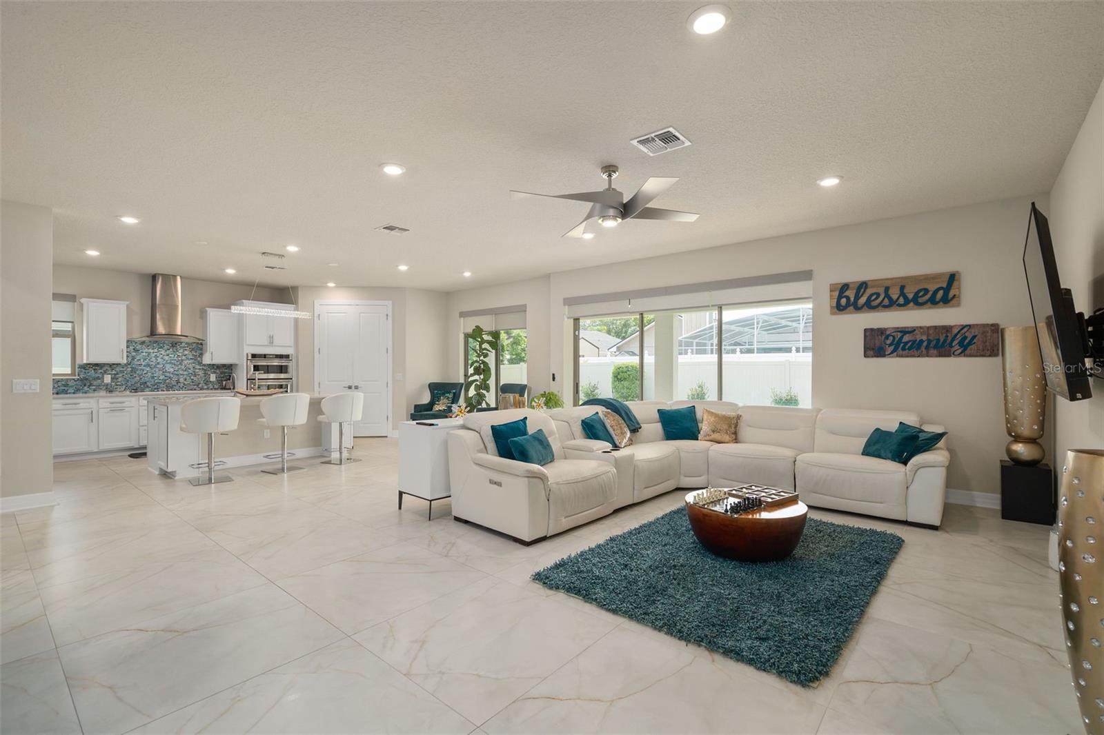 RETREAT AT LAKE BRANTLEY - Residential