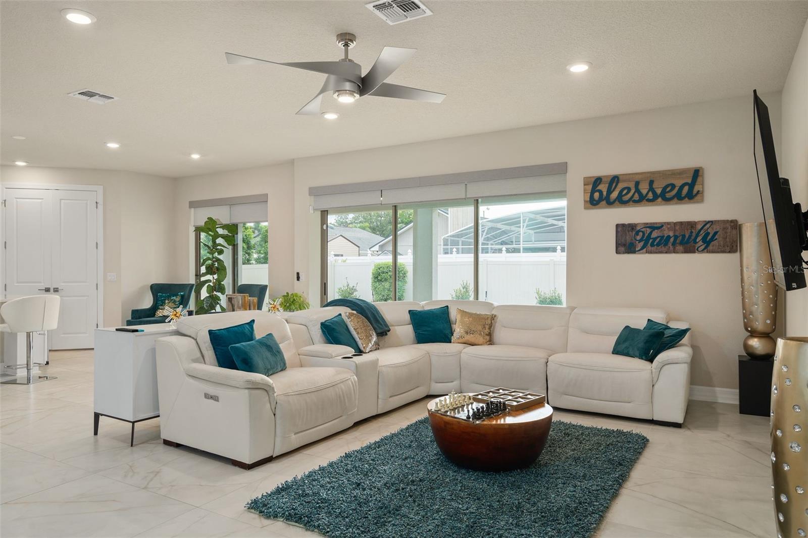 RETREAT AT LAKE BRANTLEY - Residential