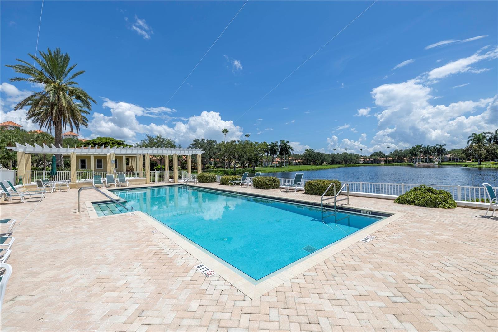 OSPREY POINTE AT DOLPHIN - Residential Lease