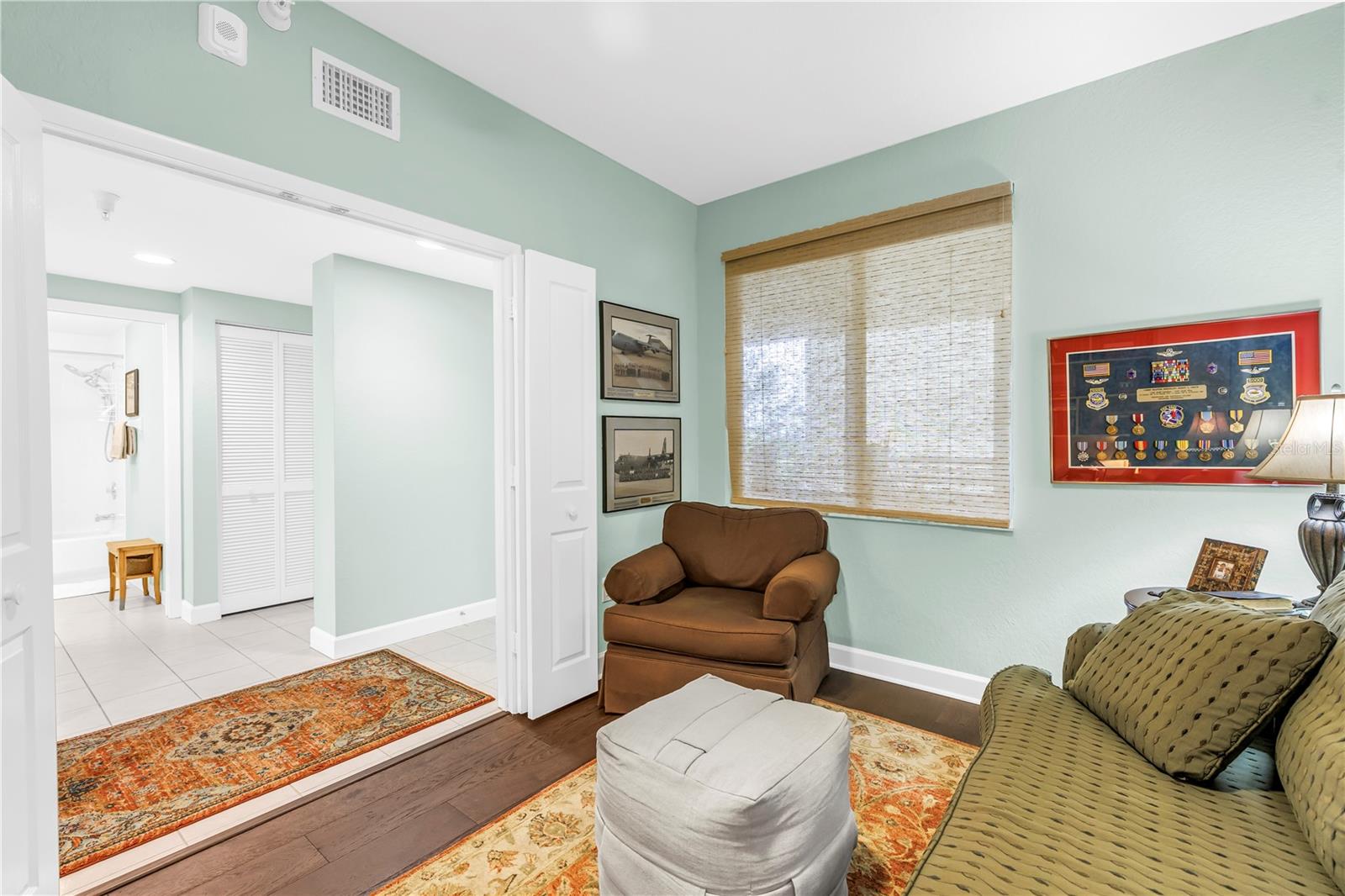 OSPREY POINTE AT DOLPHIN - Residential Lease