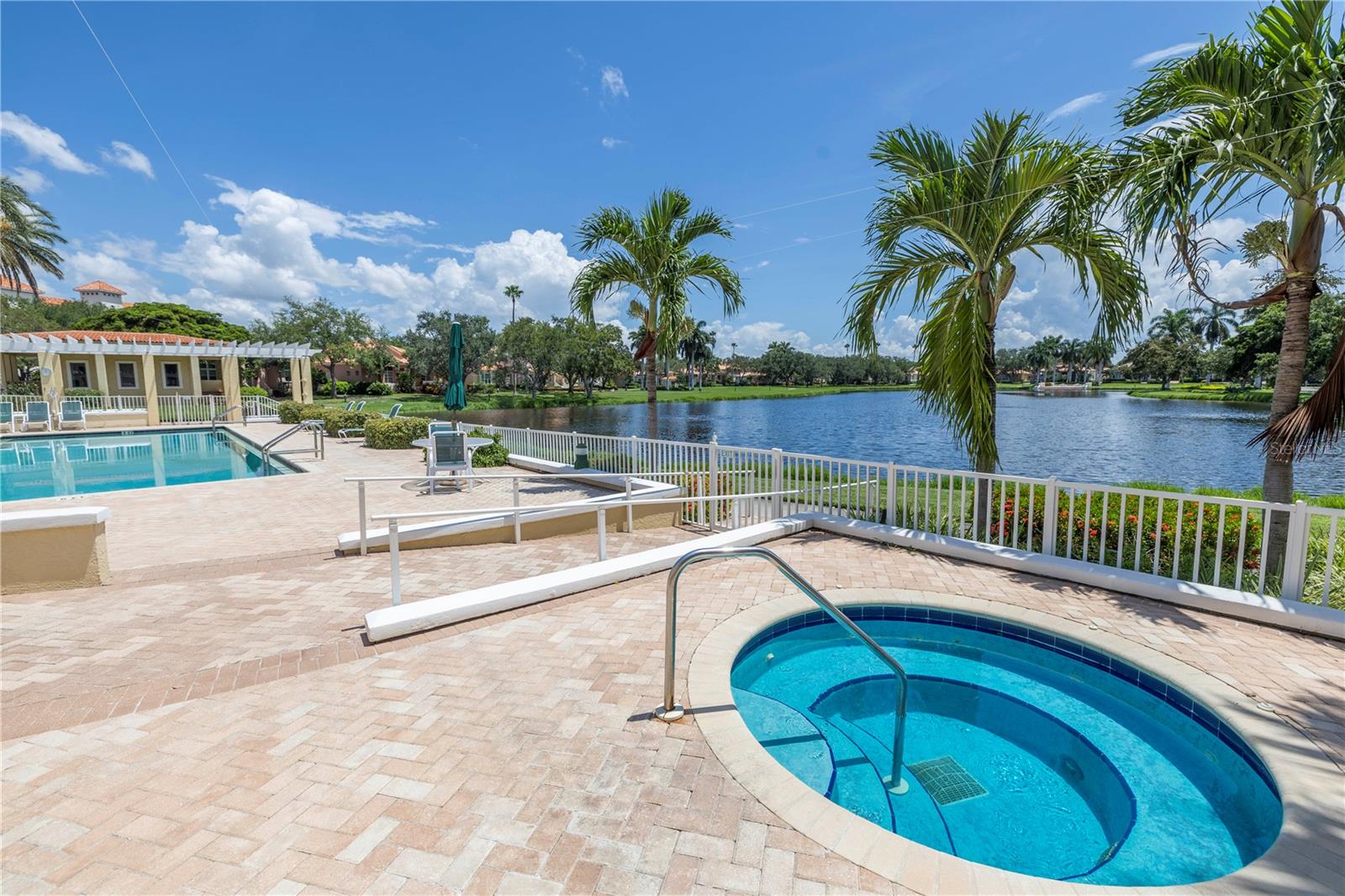 OSPREY POINTE AT DOLPHIN - Residential Lease