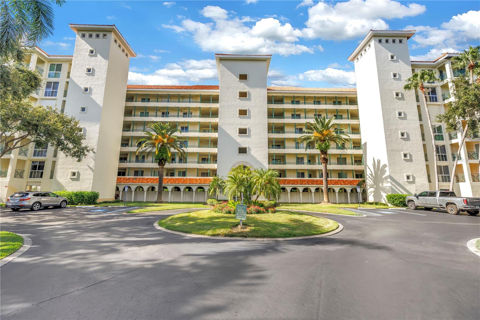 OSPREY POINTE AT DOLPHIN - Residential Lease