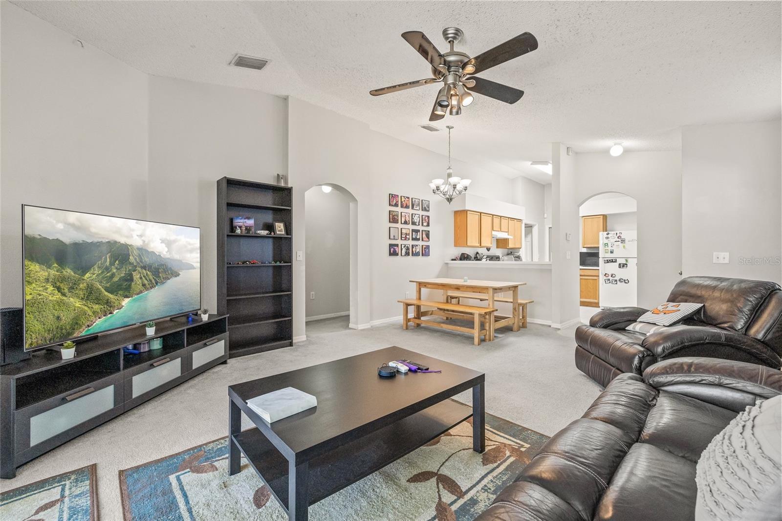 COUNTRY HILLS EAST UNIT 3 - Residential