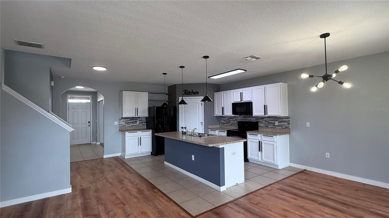 MAGNOLIA RIDGE - Residential