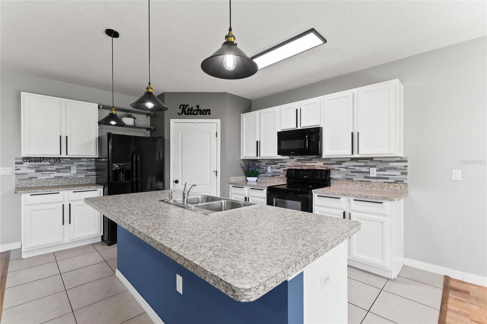 MAGNOLIA RIDGE - Residential