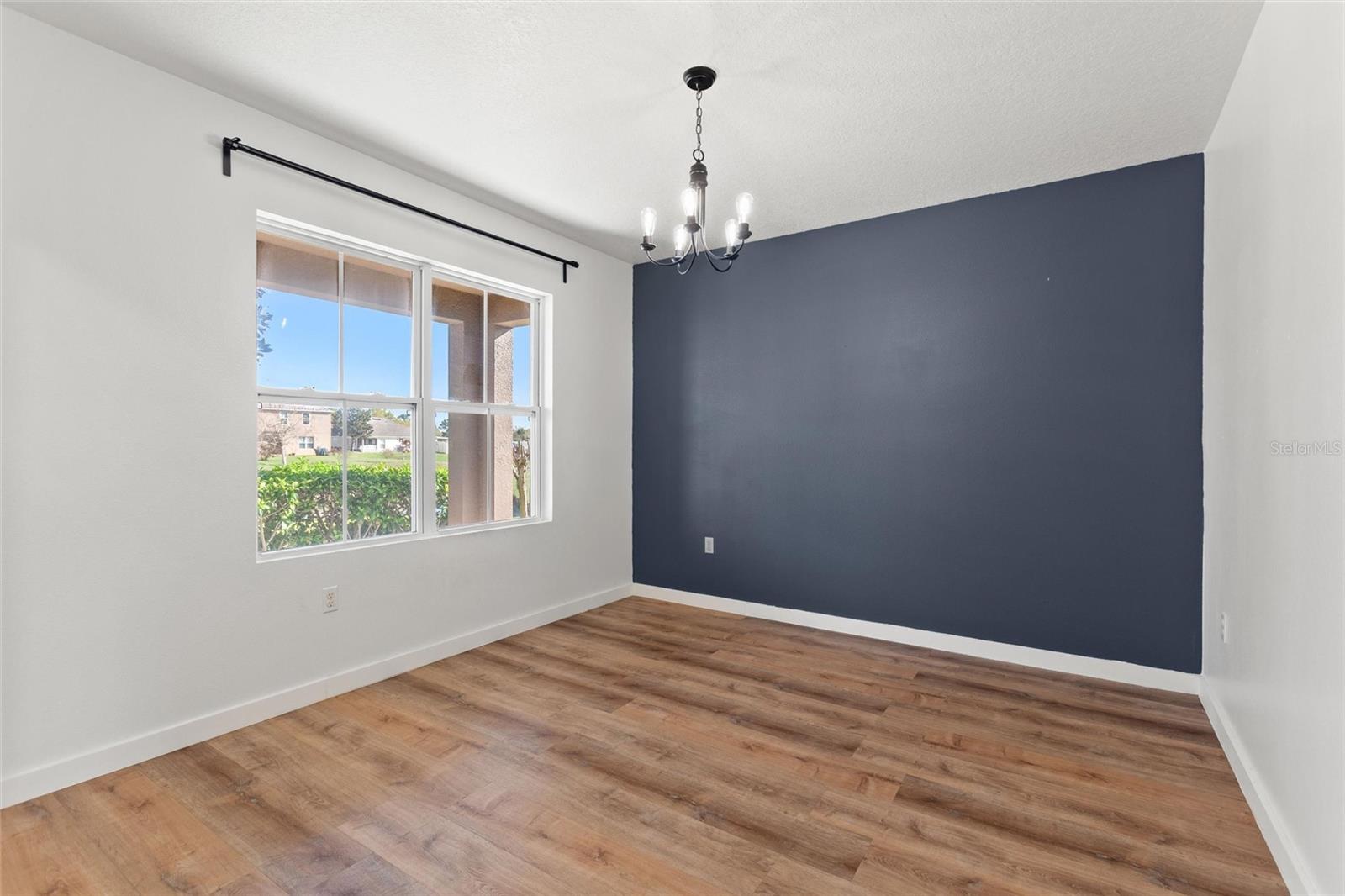 MAGNOLIA RIDGE - Residential