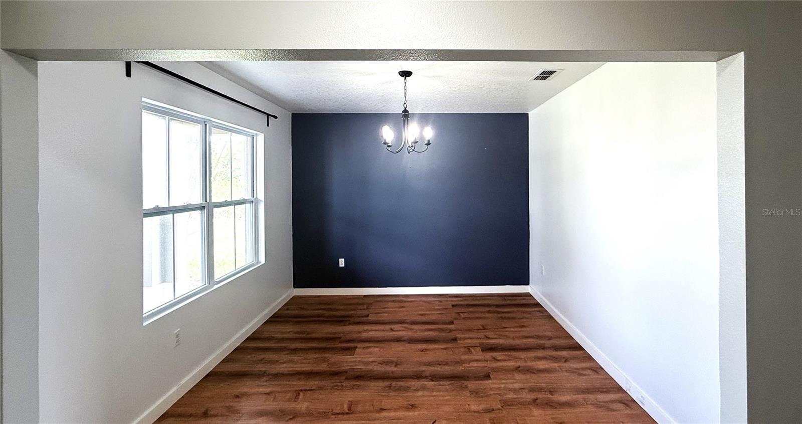 MAGNOLIA RIDGE - Residential