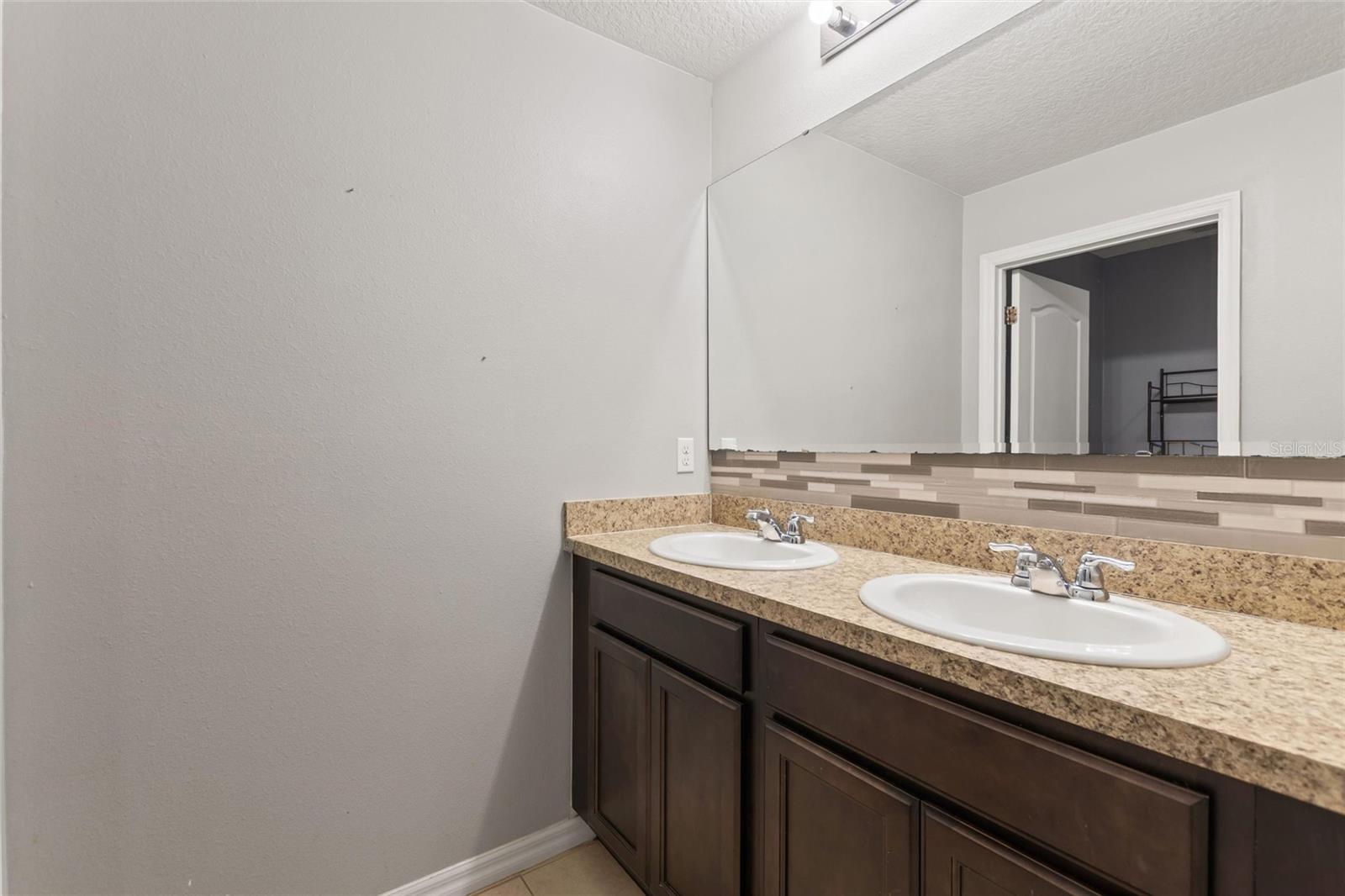 MAGNOLIA RIDGE - Residential