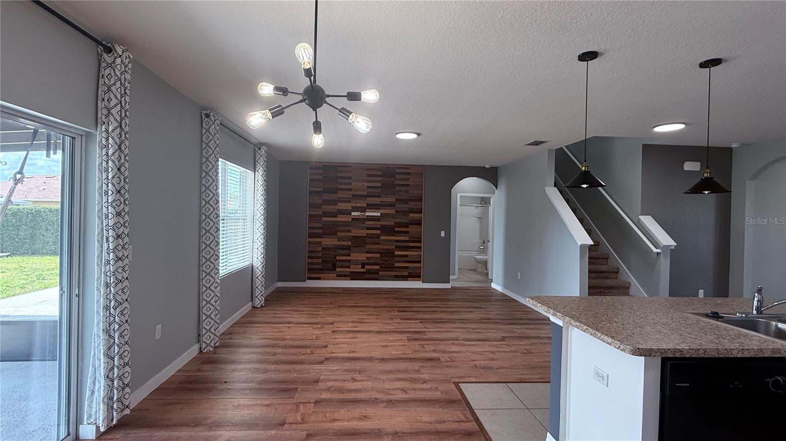 MAGNOLIA RIDGE - Residential