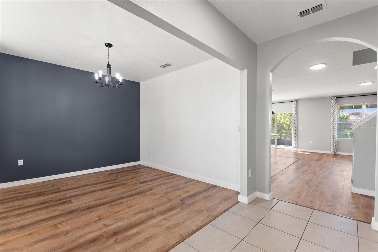 MAGNOLIA RIDGE - Residential